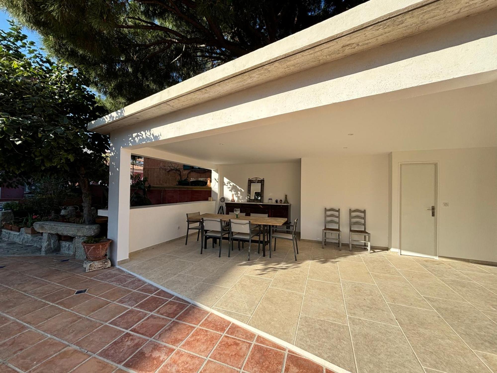 Residence Antonia Appartements Avec Piscine Commune - Centre Ville Calvi Calvi  Exterior photo